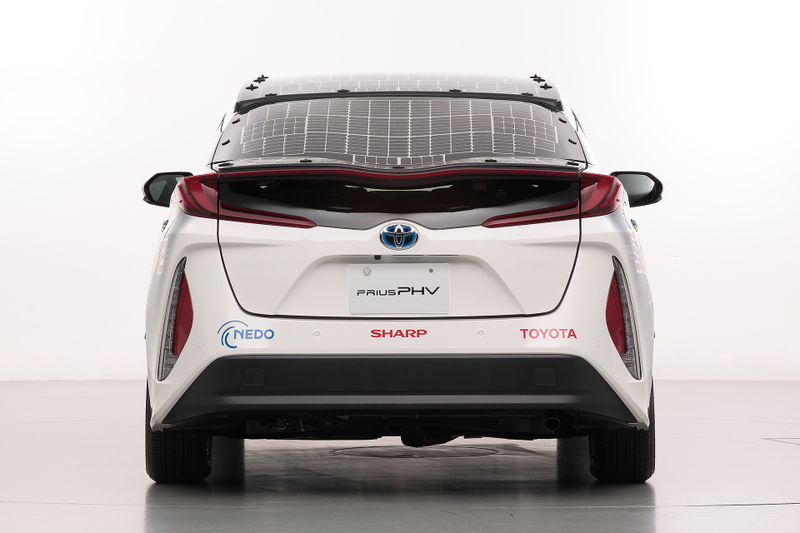 Illustration for article titled This Prius can Harness the Power of the Sun God Ra
